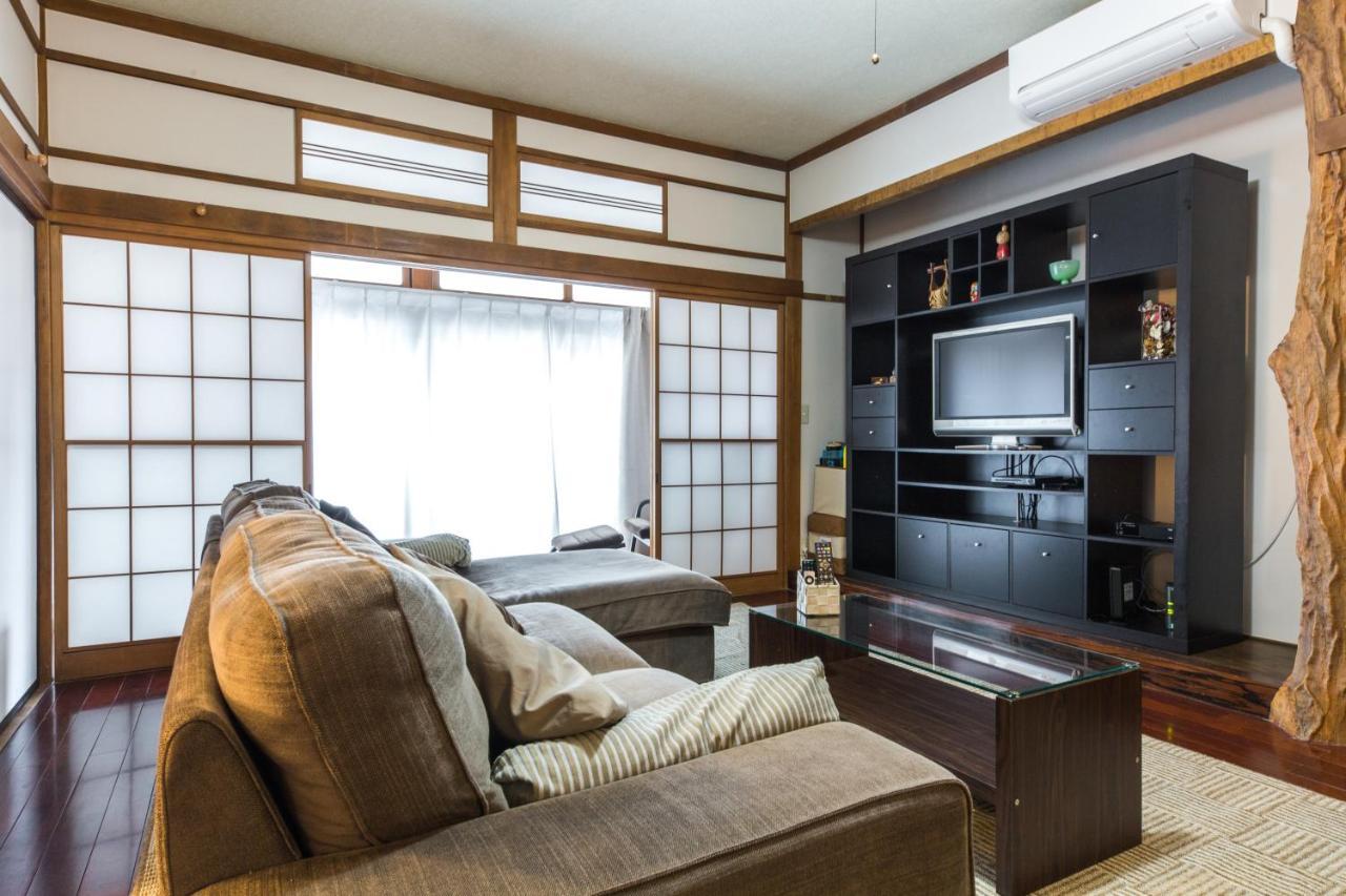 Samurai House - Large Family House, West Shinjuku Tokyo Bagian luar foto