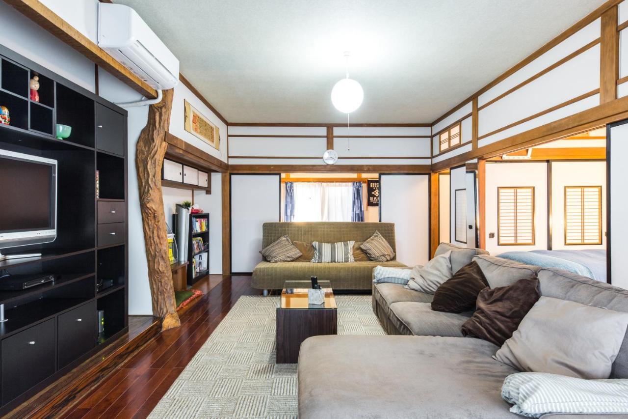 Samurai House - Large Family House, West Shinjuku Tokyo Bagian luar foto