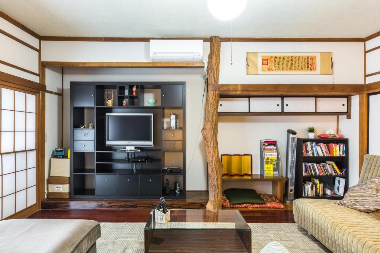 Samurai House - Large Family House, West Shinjuku Tokyo Bagian luar foto